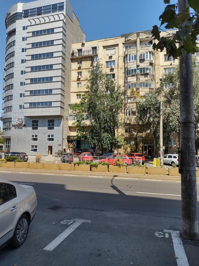Ariana Apartment By EasyBucarest Esterno foto